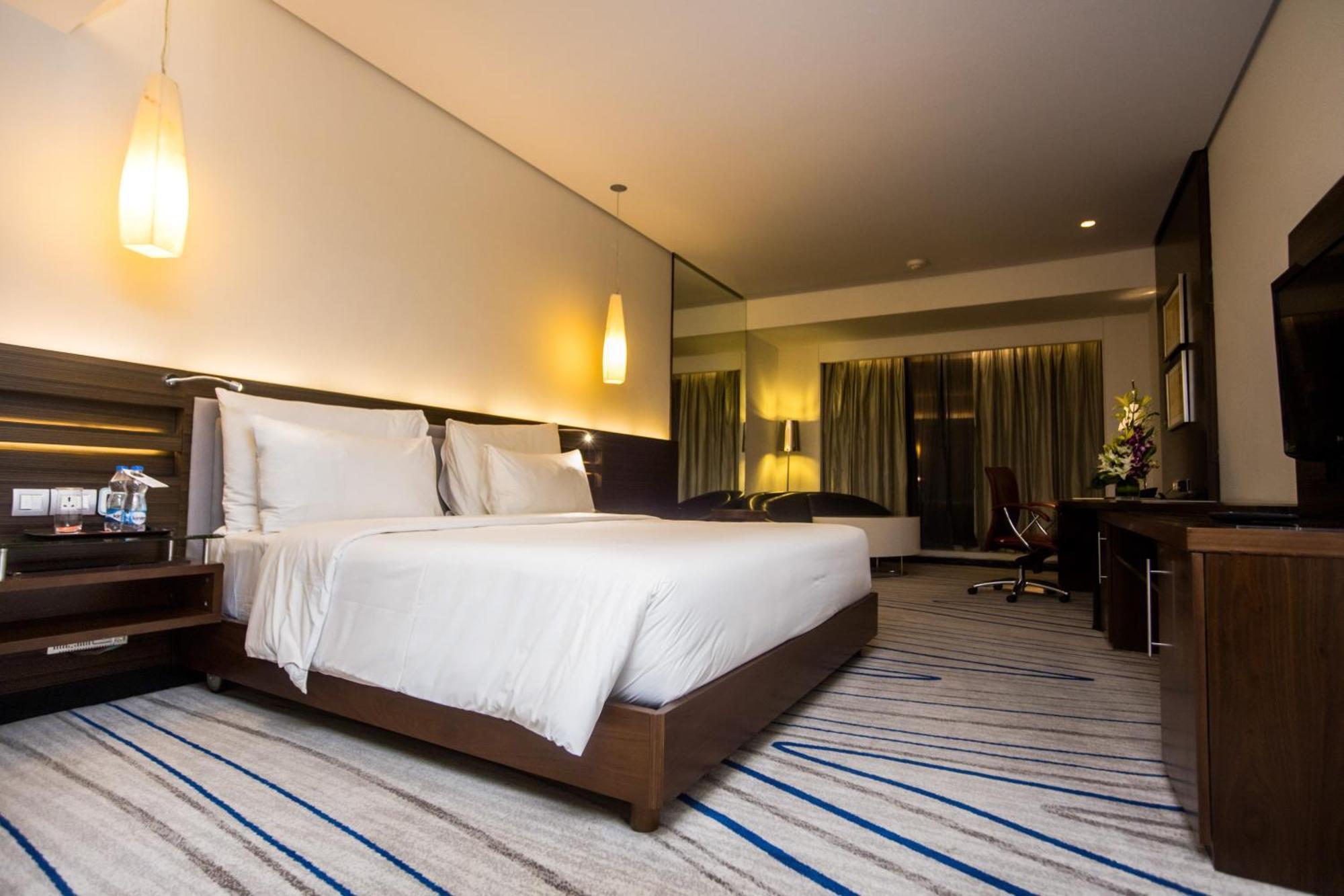 Le Meridien Coimbatore Esterno foto