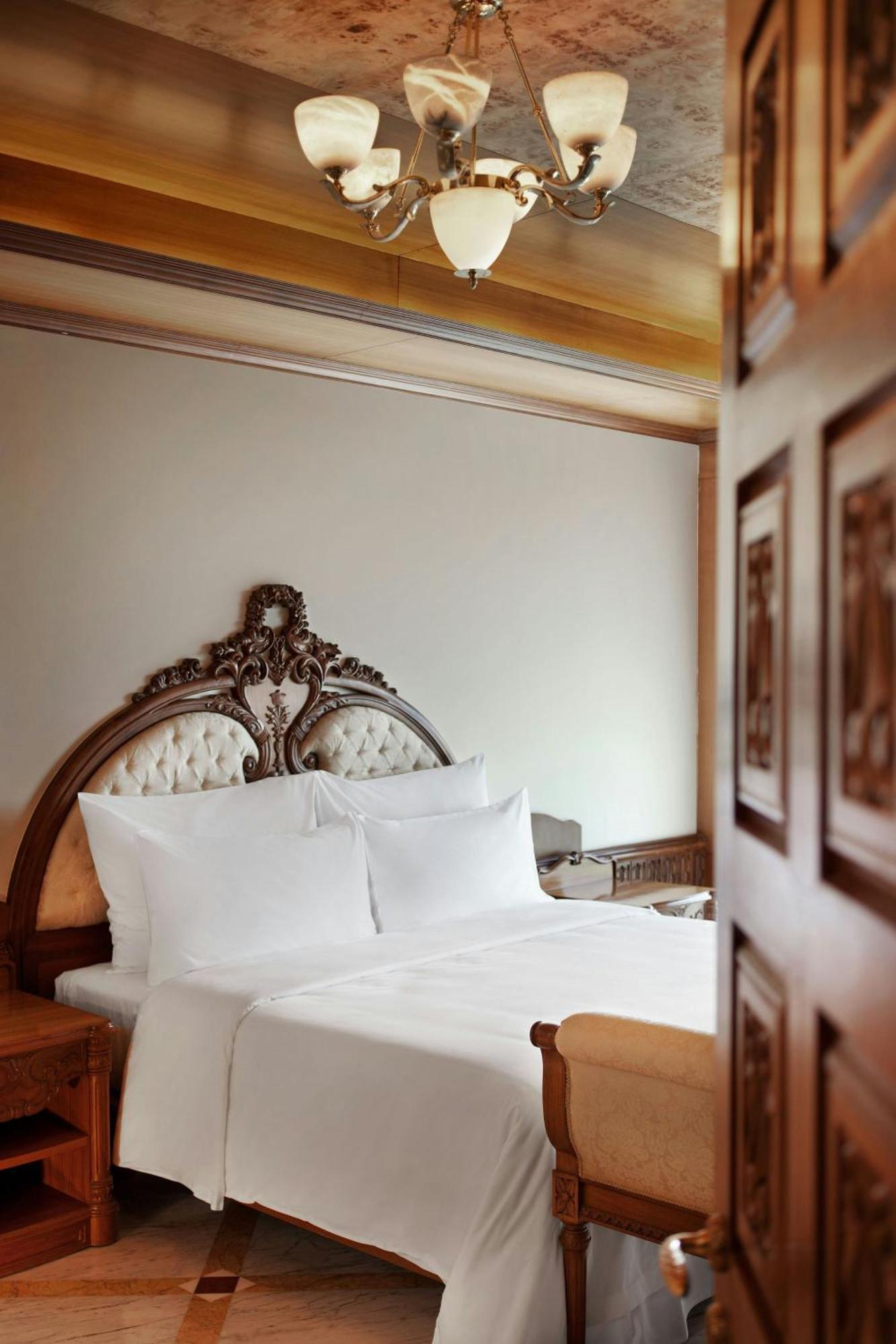 Le Meridien Coimbatore Esterno foto