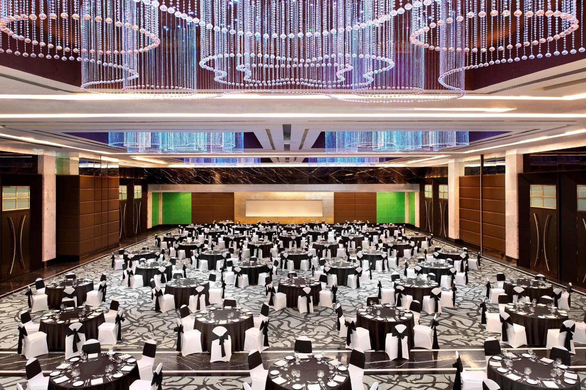 Le Meridien Coimbatore Esterno foto