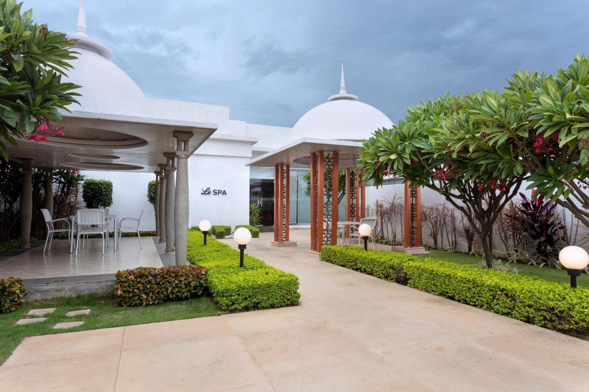 Le Meridien Coimbatore Esterno foto