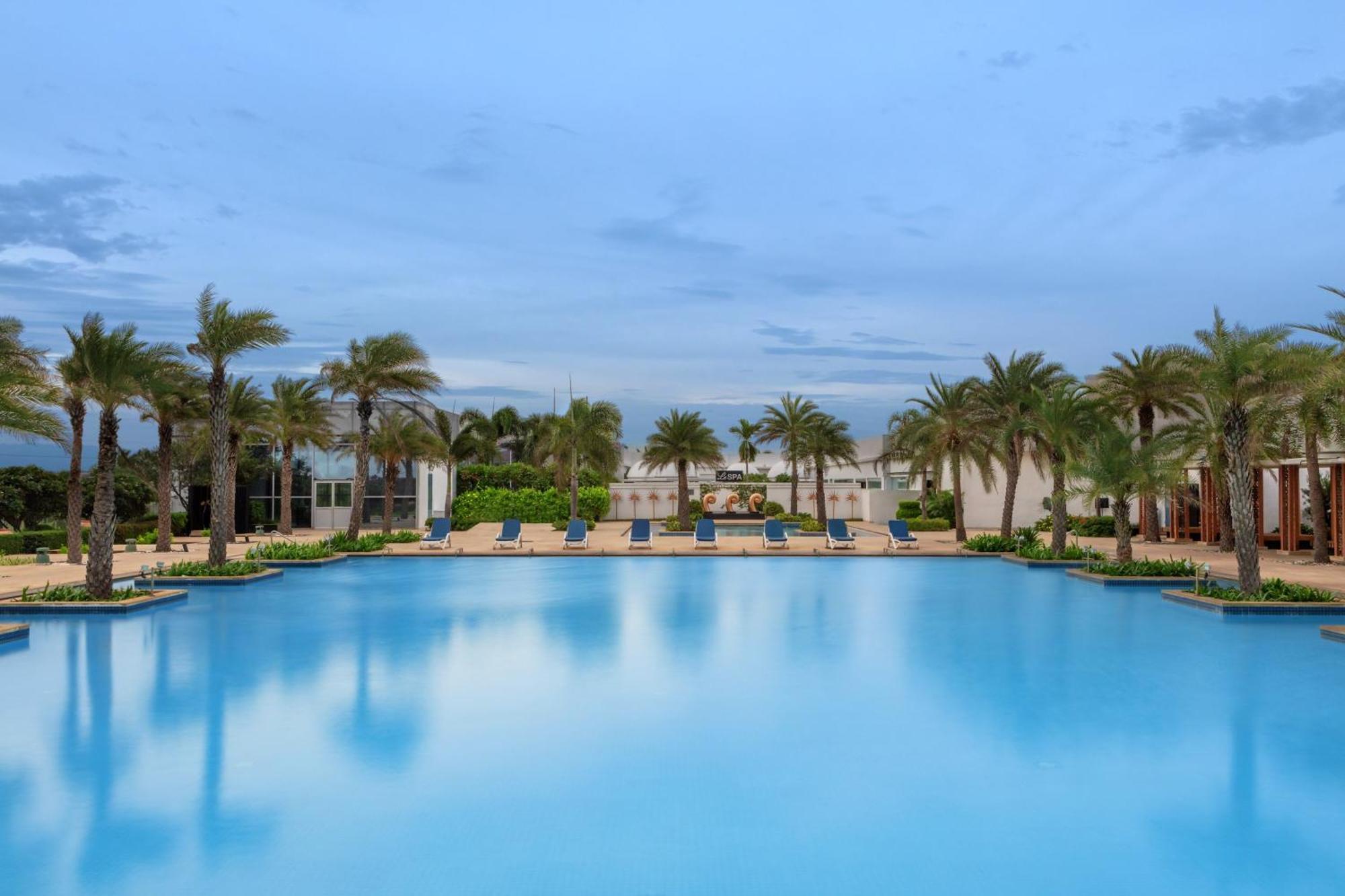 Le Meridien Coimbatore Esterno foto