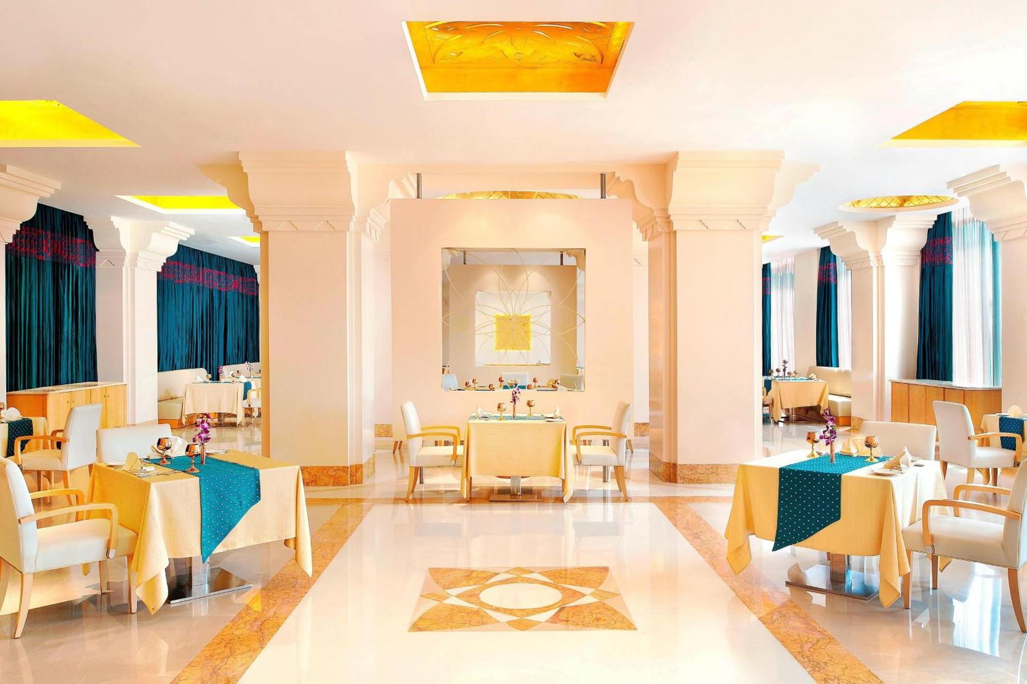 Le Meridien Coimbatore Esterno foto