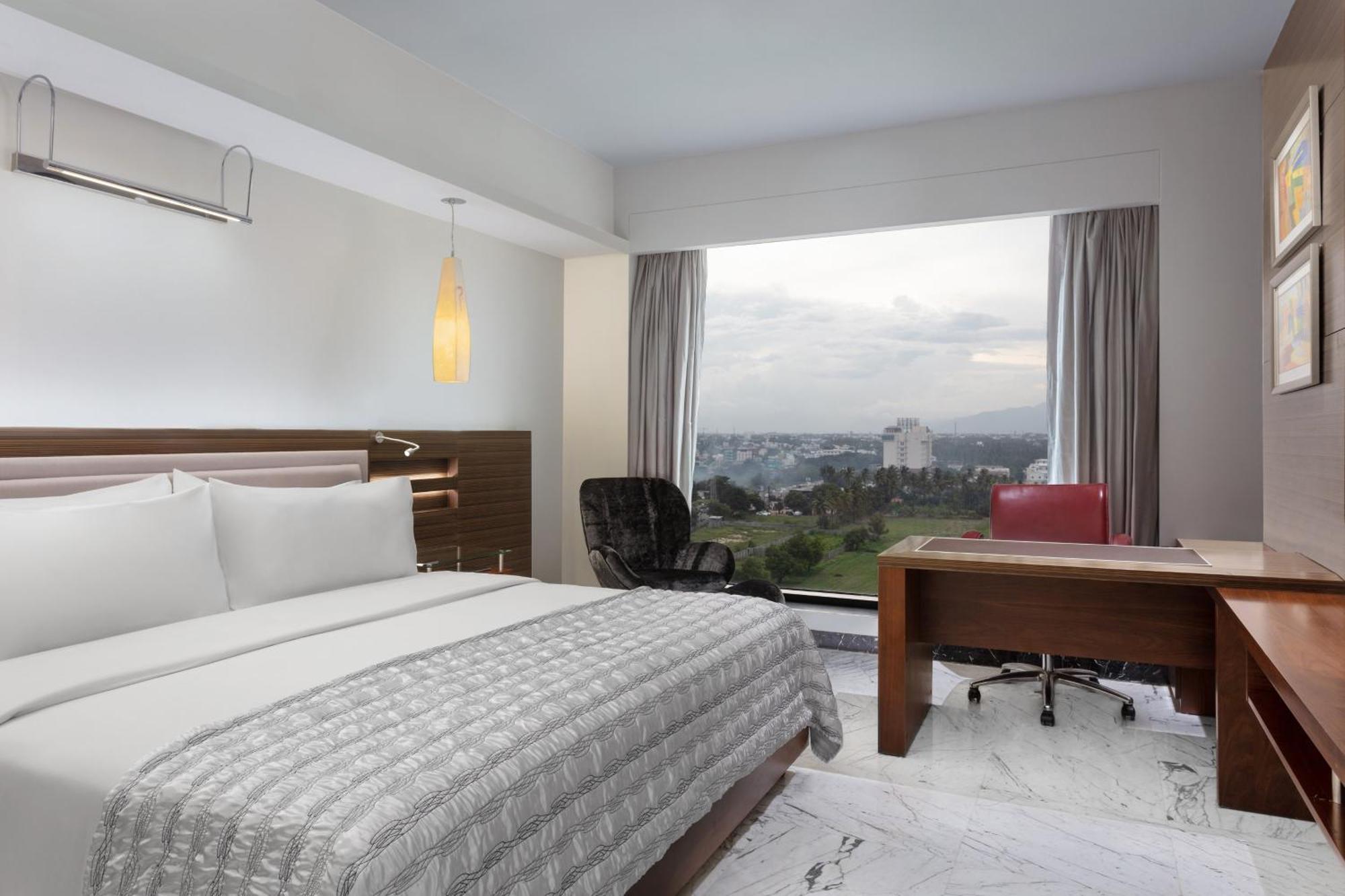 Le Meridien Coimbatore Esterno foto